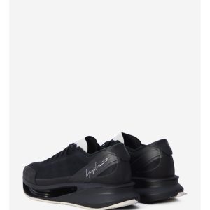 Gendo Run sneakers