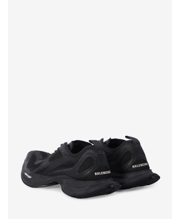 Circuit sneakers