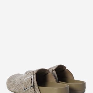 Ease Buckle clogs