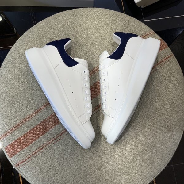 ¡¸#480¡¹Alexander McQueen MQ Dark blue velvet tail Sneakers - Image 3