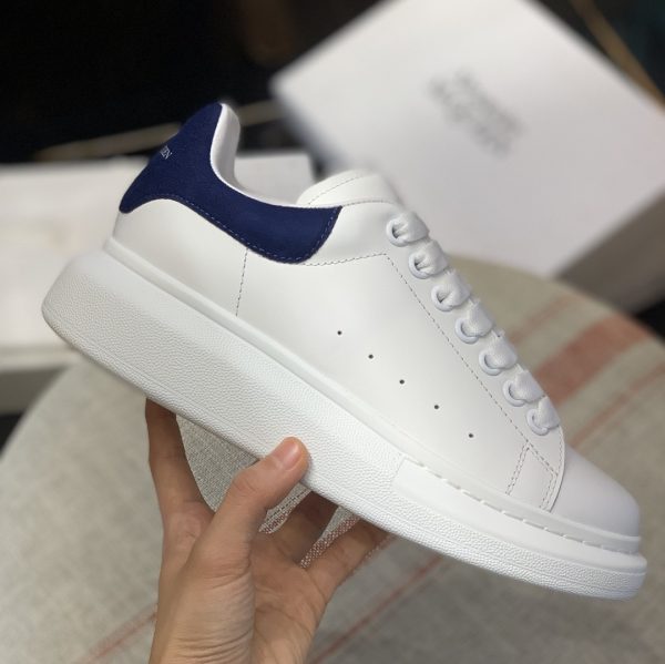 ¡¸#480¡¹Alexander McQueen MQ Dark blue velvet tail Sneakers