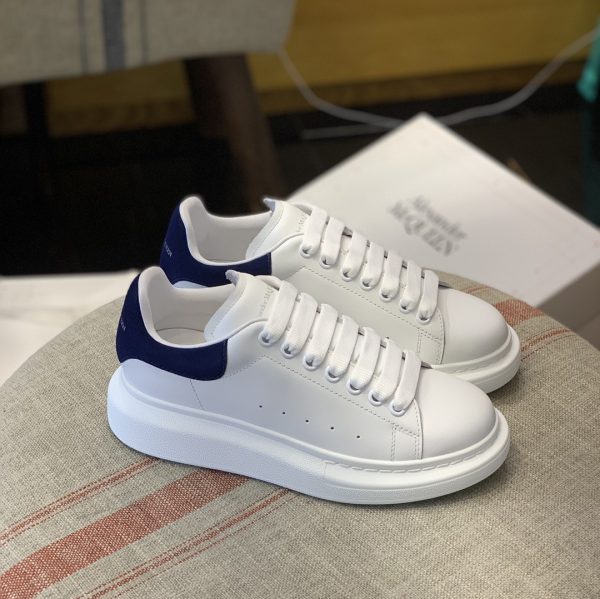 ¡¸#480¡¹Alexander McQueen MQ Dark blue velvet tail Sneakers - Image 2