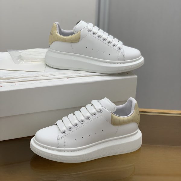 ¡¸#482¡¹Alexander McQueen MQ Apricot bead Stone grain tail Sneakers - Image 2
