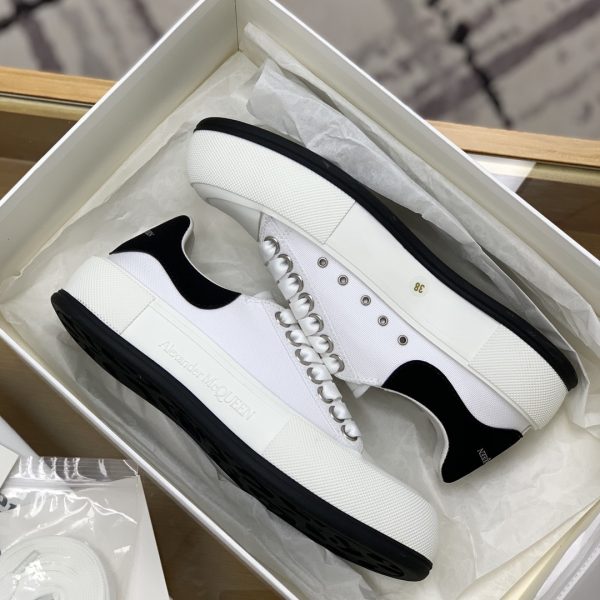 ¡¸#514¡¹Alexander McQueen MQ White/Black velvet tail Sneakers - Image 3