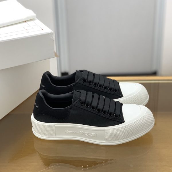 ¡¸#515¡¹Alexander McQueen MQ Black velvet tail Sneakers - Image 2