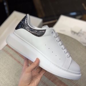 ¡¸#495¡¹Alexander McQueen MQ Grey paint snake-grain pattern tail Sneakers