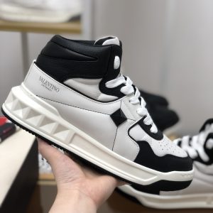 ¡¸#584¡¹Valentino high-top sneakers