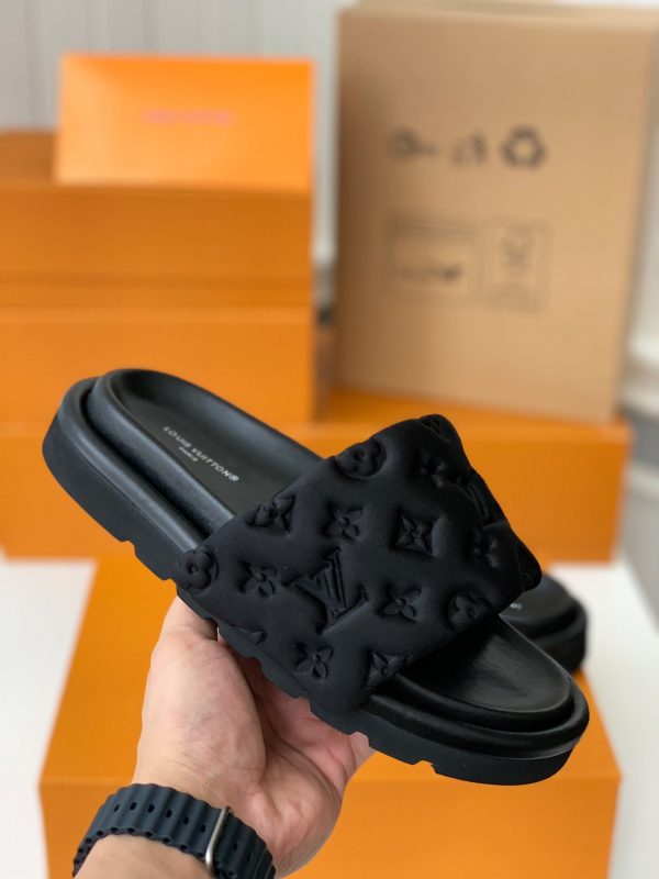 「#653」LOUIS VUITTON  WOMEN'S SLIPPERS - Image 3