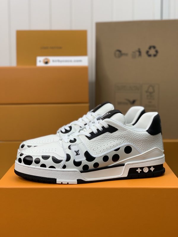 「#737」LOUIS VUITTON TRAINER Sneakers - Image 2