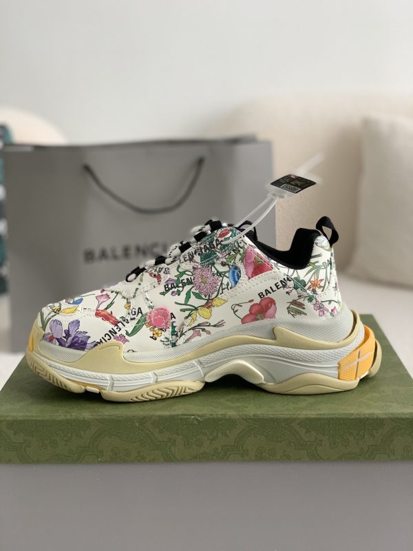¡¸#795¡¹Gucci X Balenciaga Triple S Sneakers - Image 3
