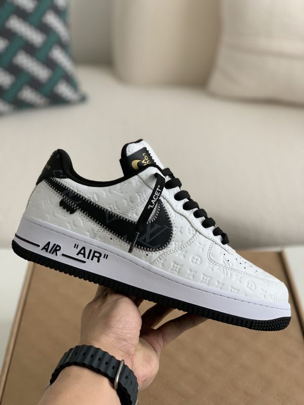 「#860」LOUIS VUITTON × NIKE AIR FORCE 1 SNEAKER - Image 3