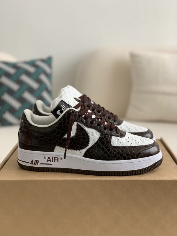 「#862」LOUIS VUITTON × NIKE AIR FORCE 1 SNEAKER
