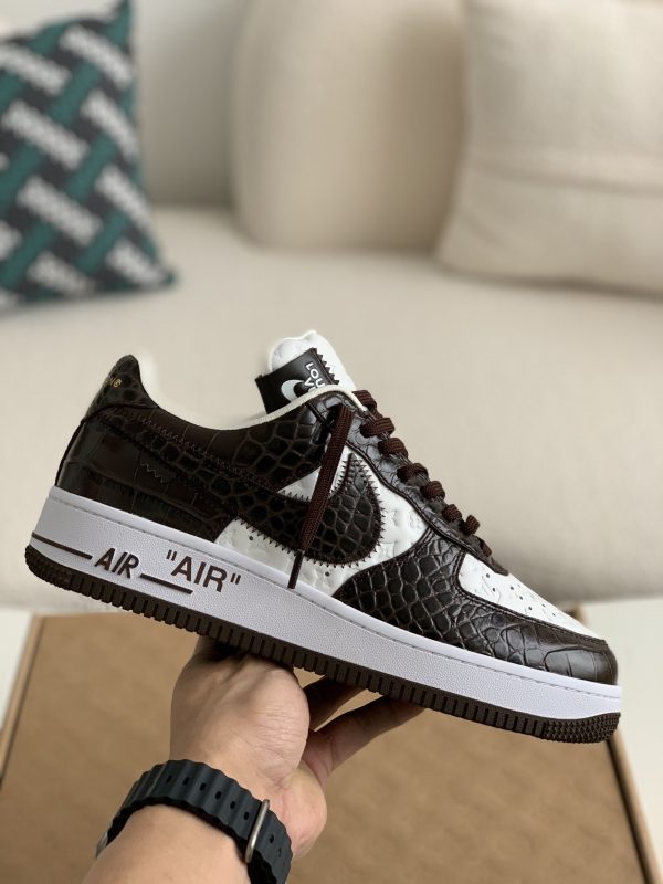 「#862」LOUIS VUITTON × NIKE AIR FORCE 1 SNEAKER - Image 5