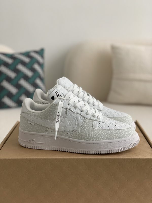 「#863」LOUIS VUITTON × NIKE AIR FORCE 1 SNEAKER