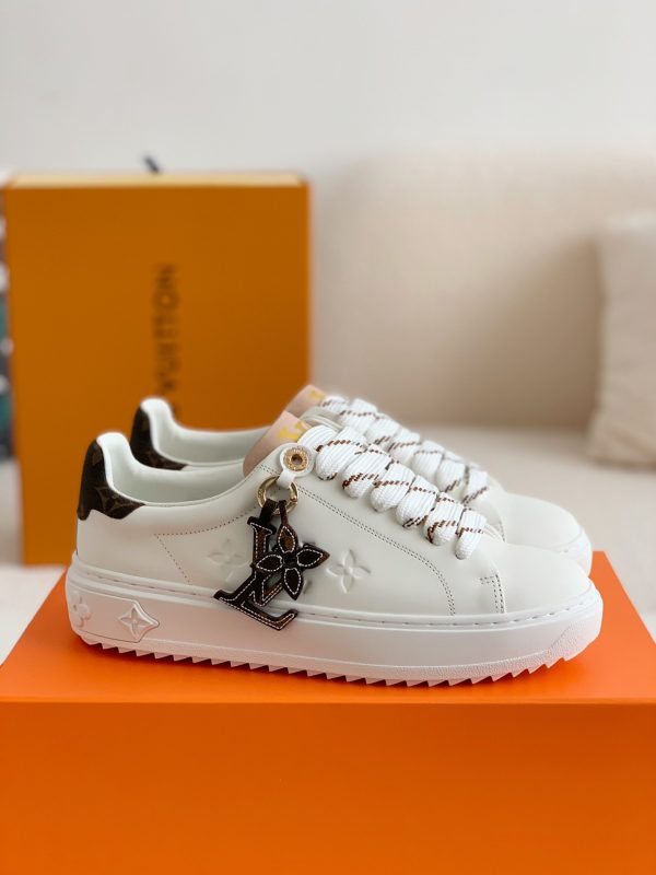 「#884」LOUIS VUITTON TIME OUT SNEAKERS