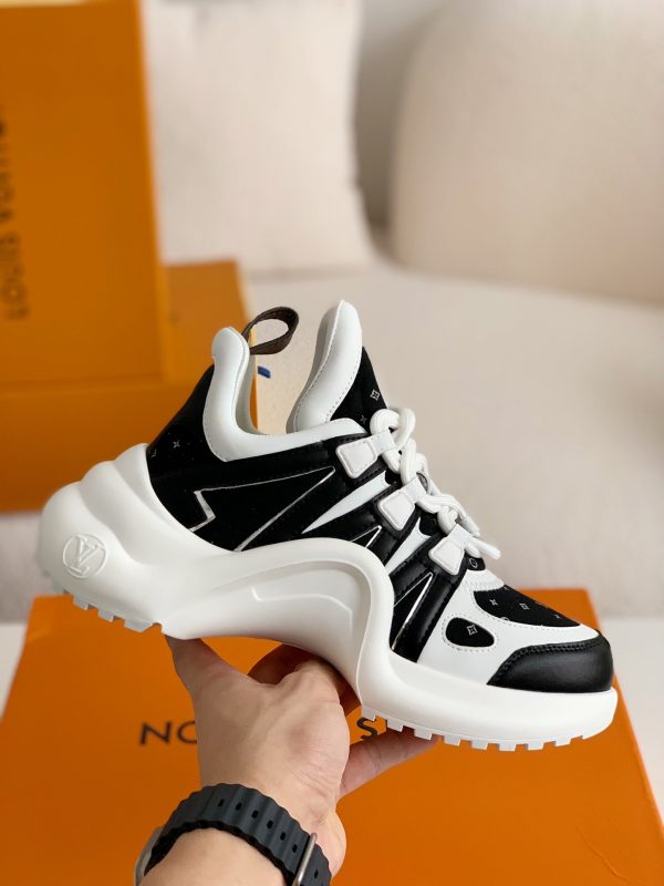 「#903」Louis Vuitton Archlight Sneaker - Image 3