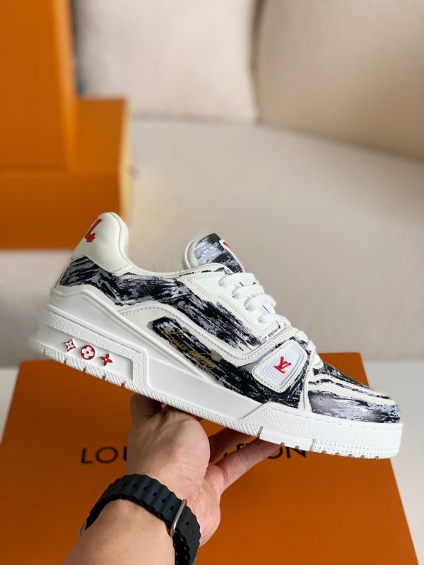 「#947」LOUIS VUITTON TRAINER Sneakers - Image 4
