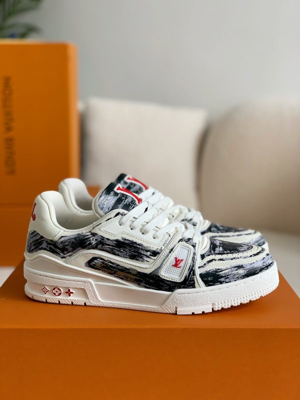 「#947」LOUIS VUITTON TRAINER Sneakers