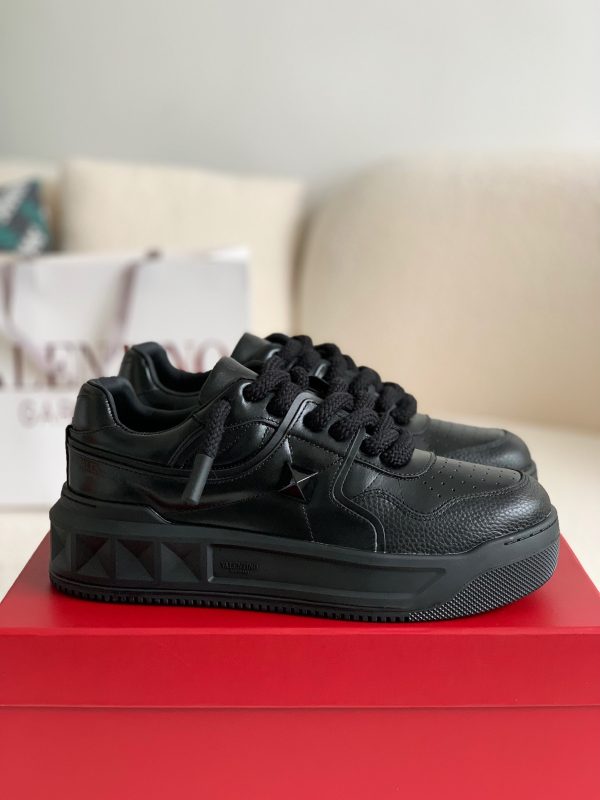 ¡¸#701¡¹Valentino sneakers