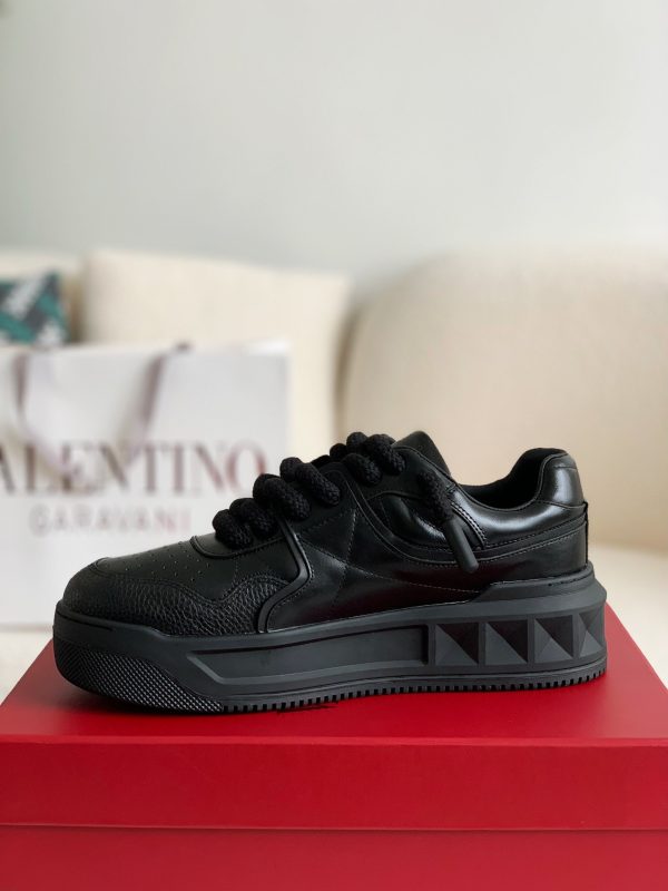 ¡¸#701¡¹Valentino sneakers - Image 3