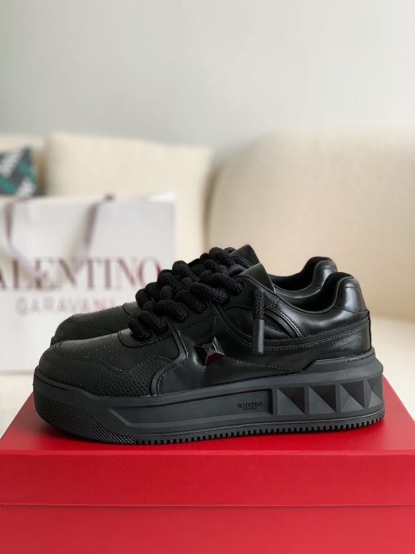 ¡¸#701¡¹Valentino sneakers - Image 2