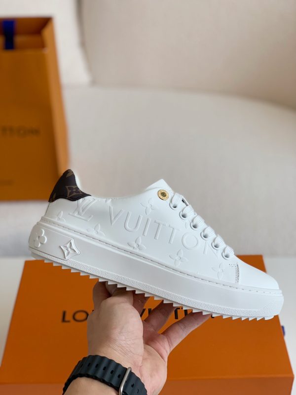 「#1028」LOUIS VUITTON TIME OUT SNEAKERS - Image 4