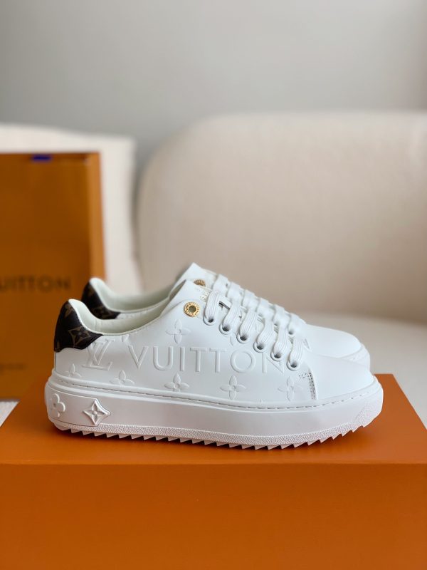 「#1028」LOUIS VUITTON TIME OUT SNEAKERS
