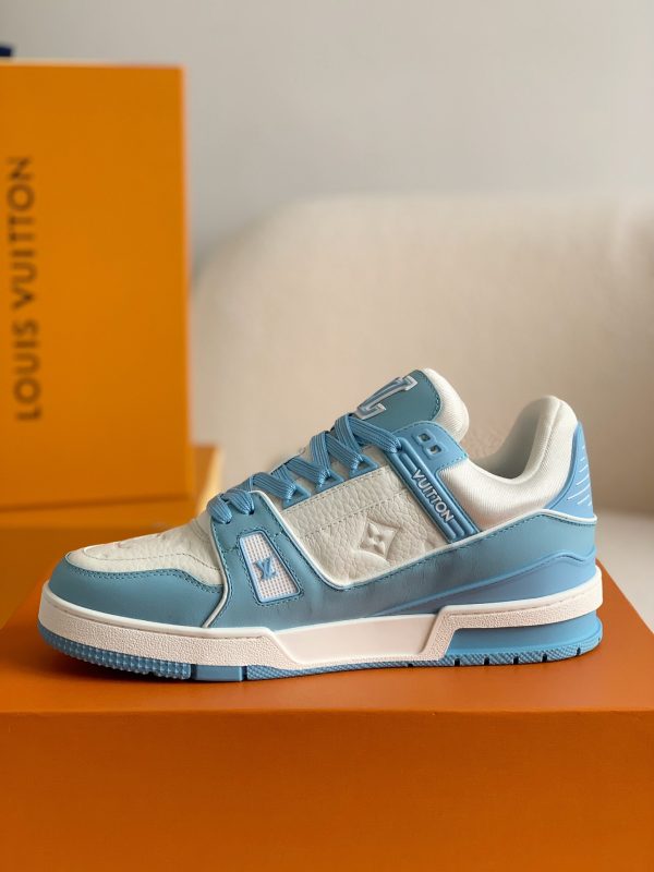 「#647」LOUIS VUITTON TRAINER SNEAKERS - Image 4
