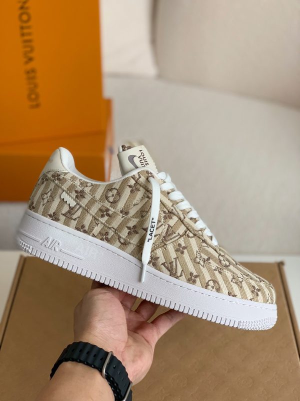 「#1062」LOUIS VUITTON × NIKE AIR FORCE 1 SNEAKER - Image 3