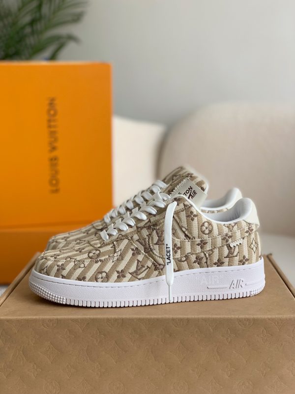 「#1062」LOUIS VUITTON × NIKE AIR FORCE 1 SNEAKER - Image 2