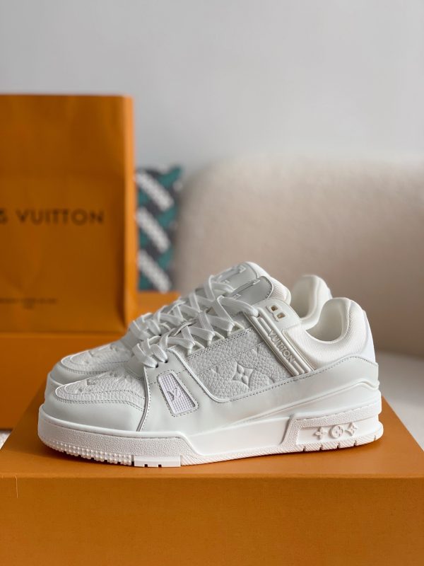 「#1210」LOUIS VUITTON TRAINER SNEAKERS - Image 2
