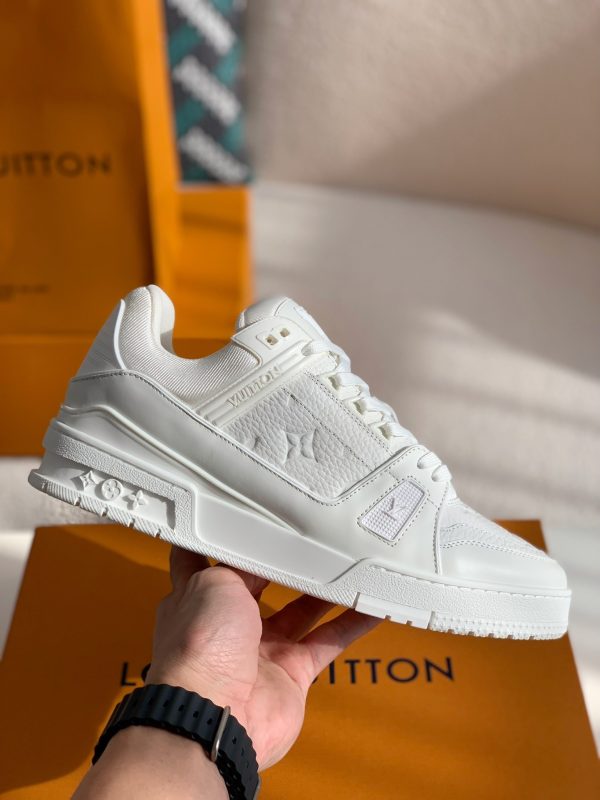 「#1210」LOUIS VUITTON TRAINER SNEAKERS - Image 3