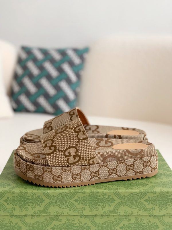 ¡¸#870¡¹Gucci Ladies Slippers - Image 2