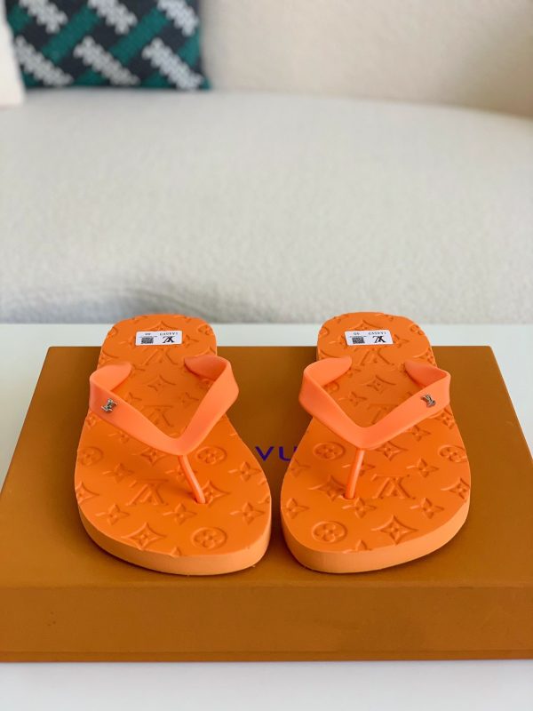 「#1360」Louis Vuitton flip flops - Image 2