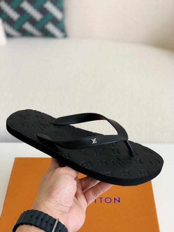「#1361」Louis Vuitton flip flops - Image 4