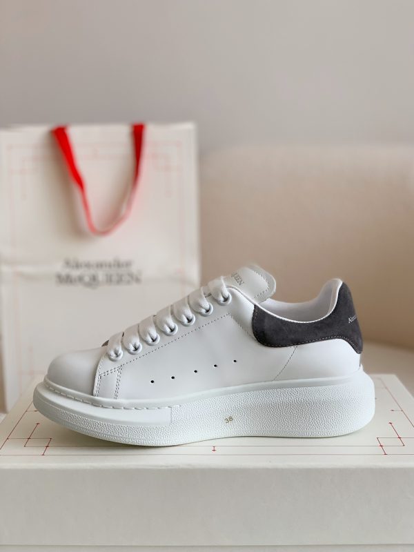 ¡¸#484¡¹Alexander McQueen MQ Dark grey velvet tail Sneakers - Image 4
