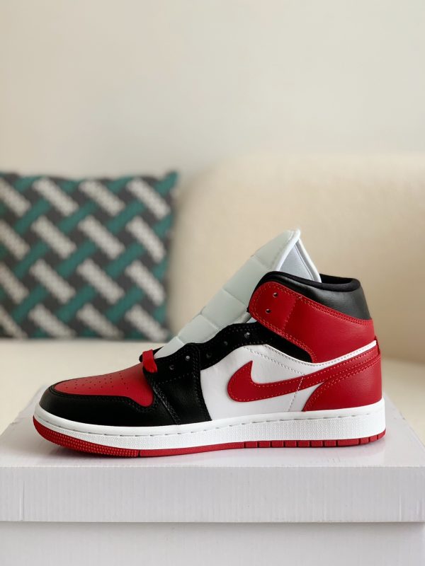 ¡¸#942¡¹Nike Air Jordan 1 Retro High OG Bred Toe - Image 4