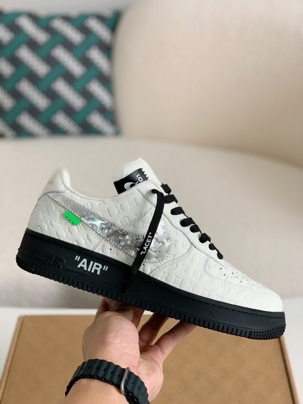 「#1523」LOUIS VUITTON × NIKE AIR FORCE 1 SNEAKER - Image 3