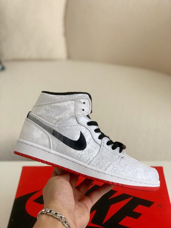 ¡¸#1494¡¹Clot x Air Jordan AJ1 Mid "Fearless" White Silk Sneakers - Image 3