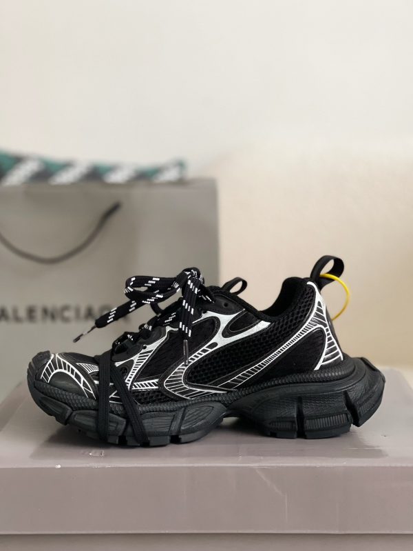 ¡¸#723¡¹Balenciaga Runner Sneakers - Image 4