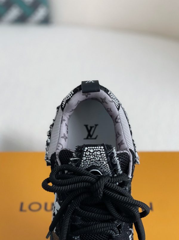 「#1516」Louis Vuitton Skate Sneakers - Image 7