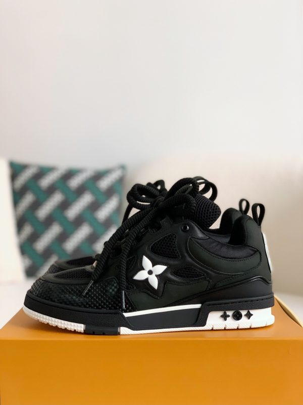 「#949」LOUIS VUITTON  RUNNER TATIC  Sneakers - Image 2