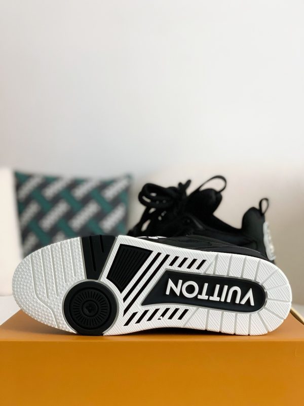 「#949」LOUIS VUITTON  RUNNER TATIC  Sneakers - Image 7