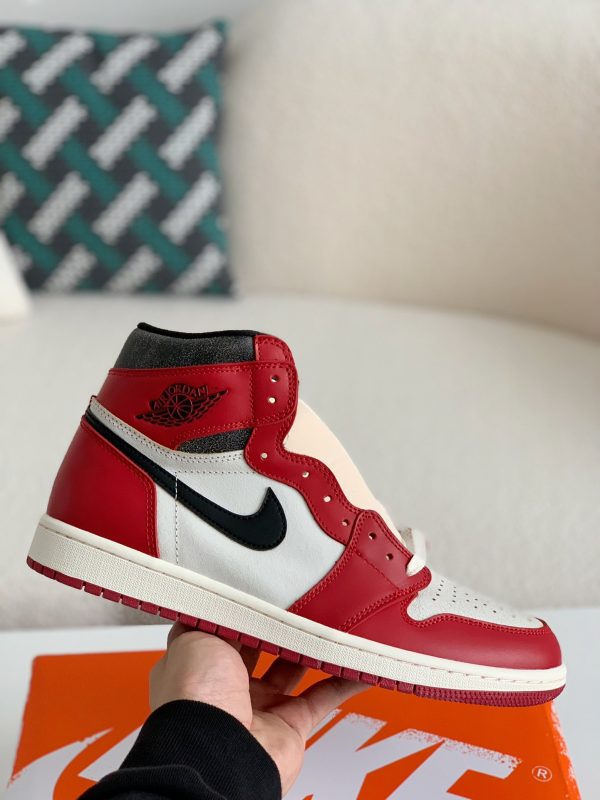 ¡¸#842¡¹Air Jordan 1 Retro High OG Chicago Red - Image 3
