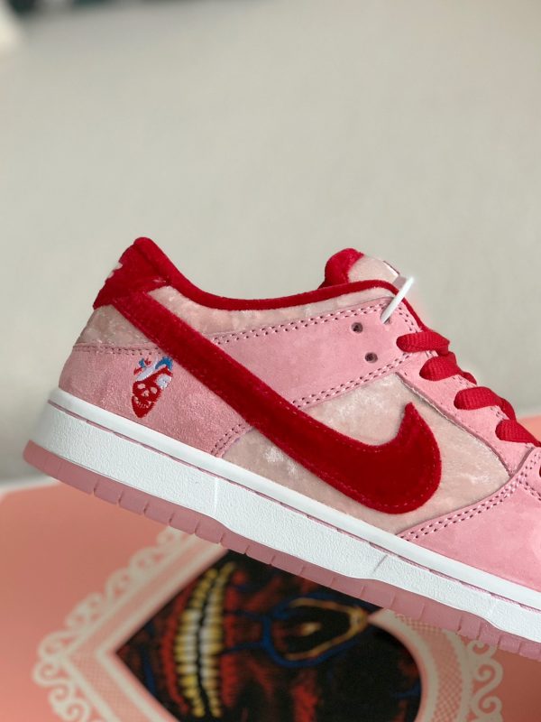 ¡¸#657¡¹NIKE x SB Dunk Low Sneakers - Image 6