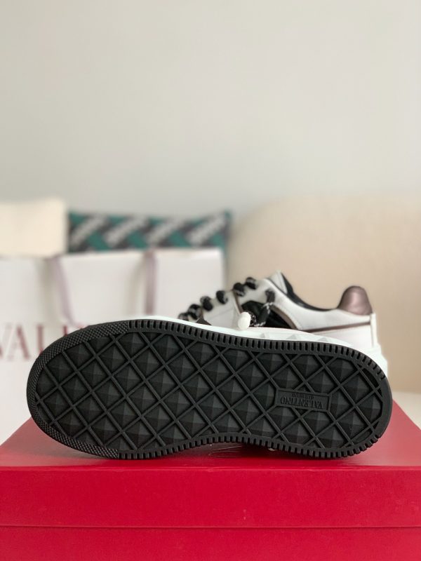 ¡¸#731¡¹Valentino sneakers - Image 9