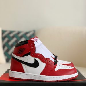 ¡¸#1560¡¹Nike Air Jordan 1 Retro High OG Bred Toe