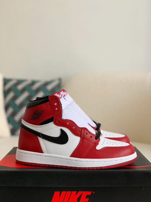 ¡¸#1560¡¹Nike Air Jordan 1 Retro High OG Bred Toe