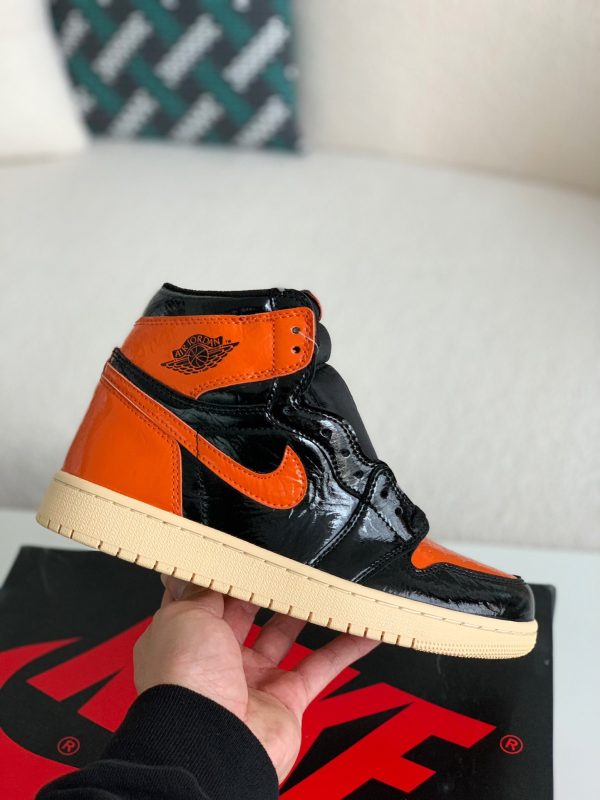 ¡¸#1578¡¹Air Jordan 1 Retro High OG Chicago Red - Image 3