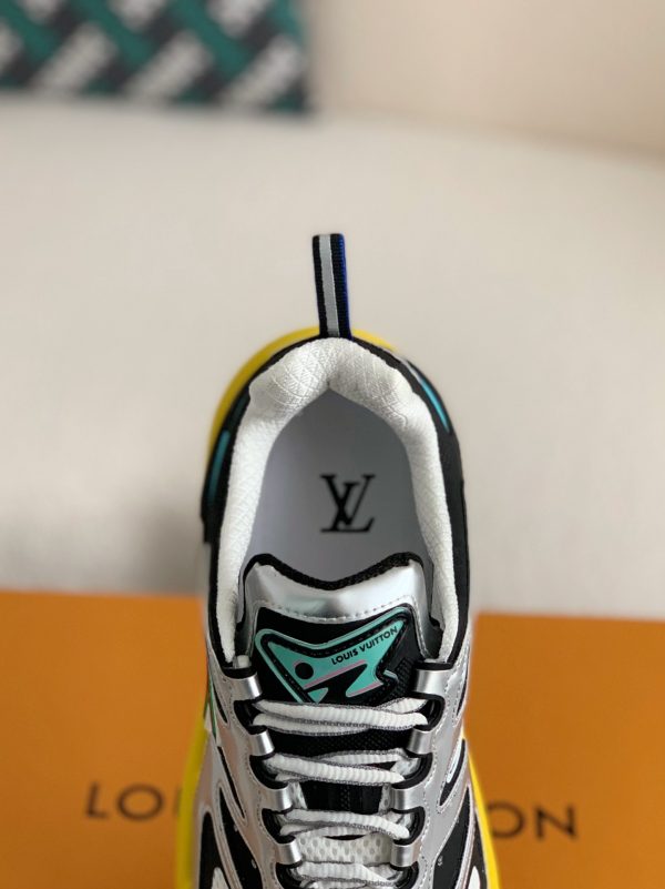 「#1604」Louis Vuitton Runner Tatic Sneakers - Image 7